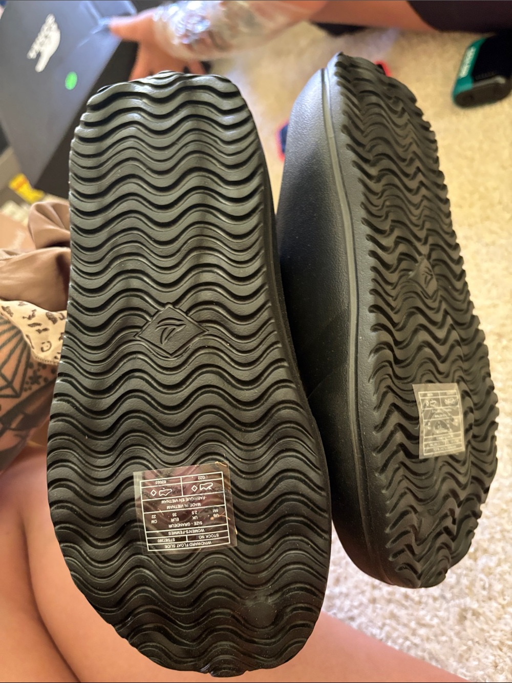 Sperry womens Black Slip-On Slide Sandals - Picture 7 of 10
